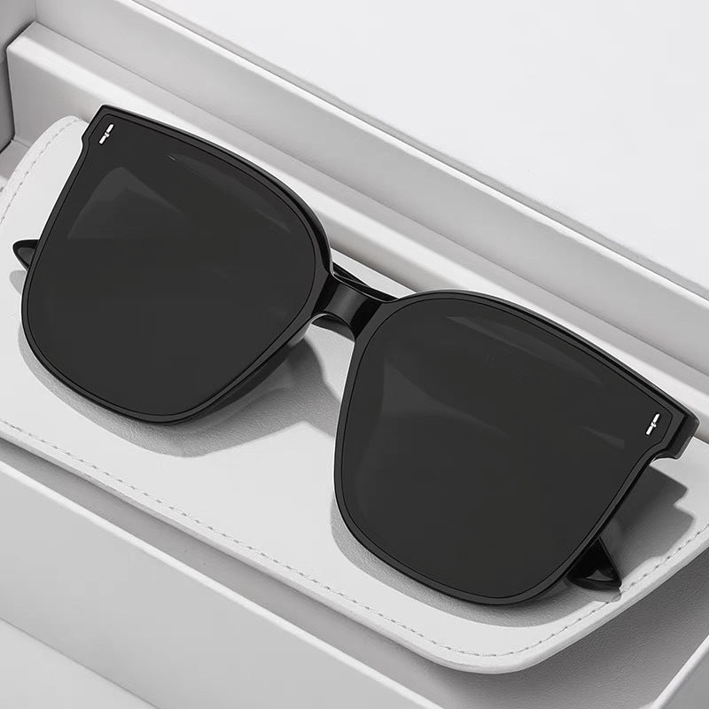 Sunglasses for sun protection