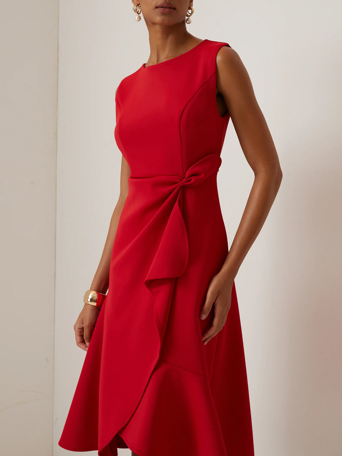 Sleeveless Round Neck Elegant Dress