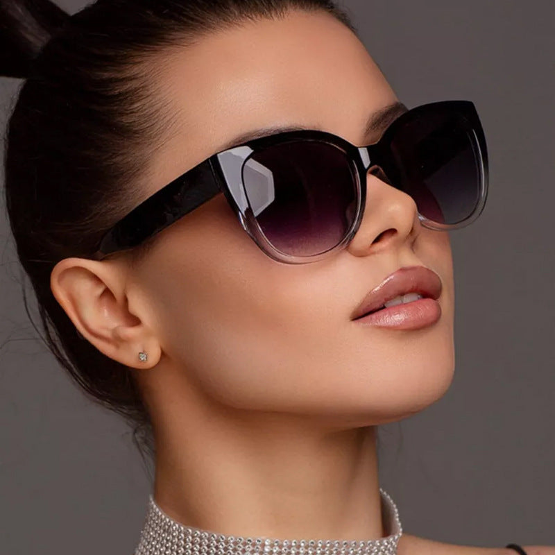 Cat-eye minimalist sunglasses