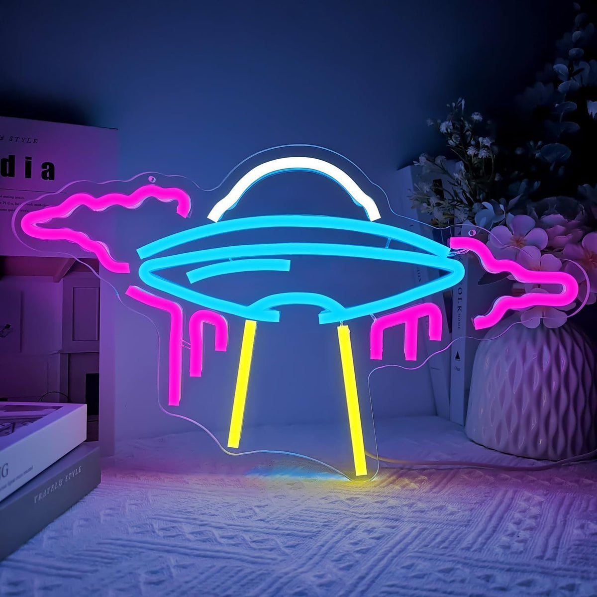 Alien UFO LED Neon Sign Light for Bedroom Game Room Bar Party Decoration
