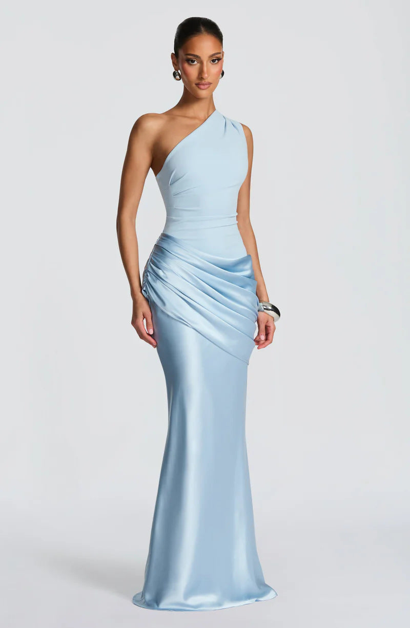 High-waisted dress
