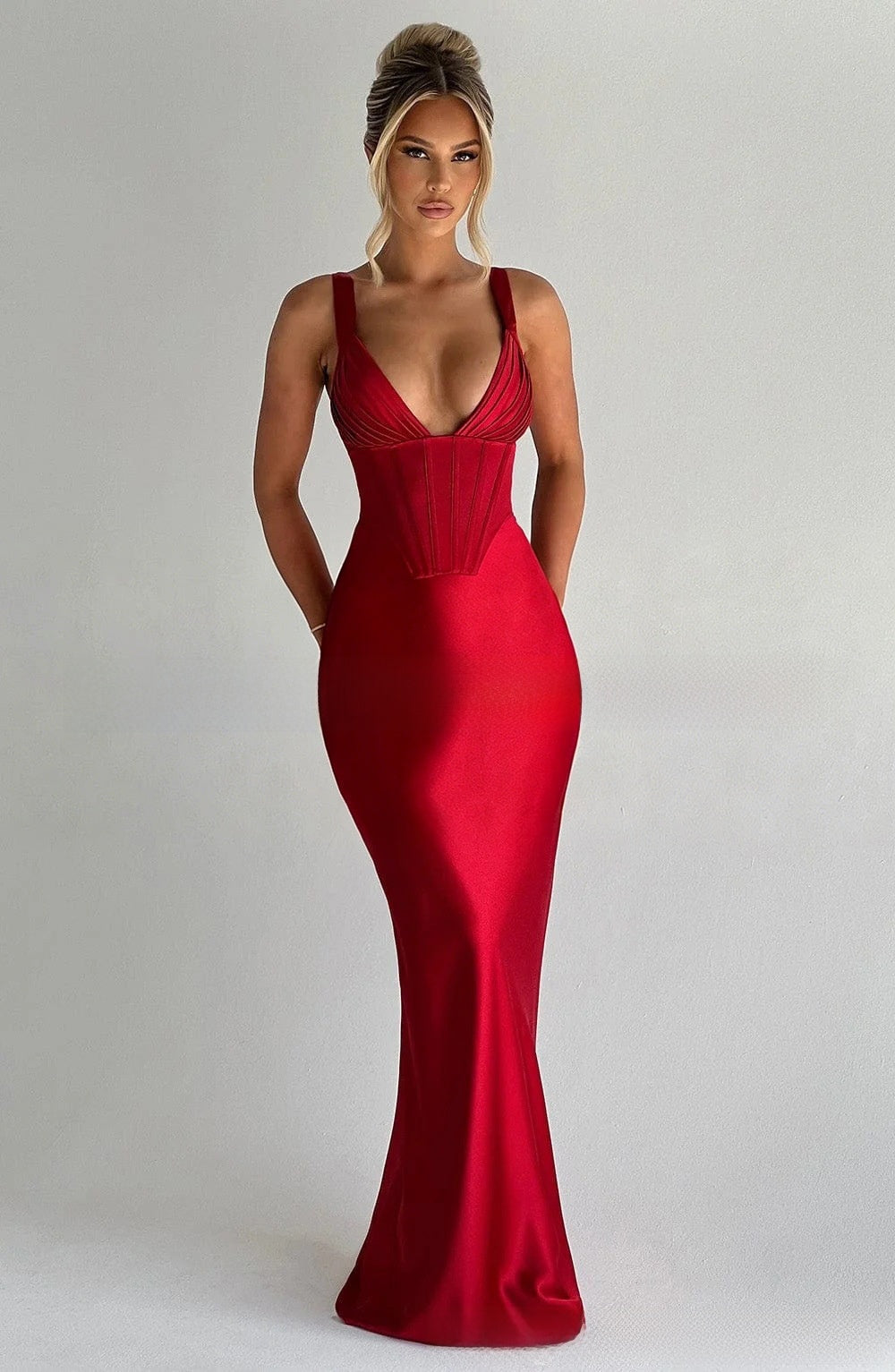 Elegant Strapless Fishtail Evening Gown