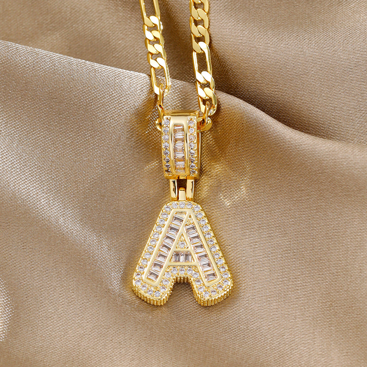 18k Gold Plated Zircon Letter Pendant Necklace Unisex Personalized Jewelry