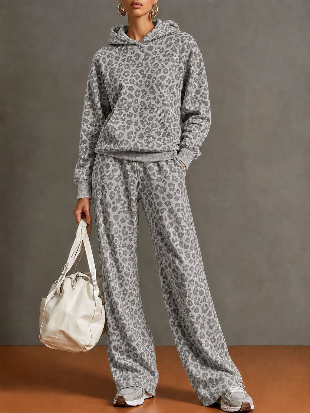 Vintage Leopard Print Hooded Sweatshirt and Wide-Leg Pants Set