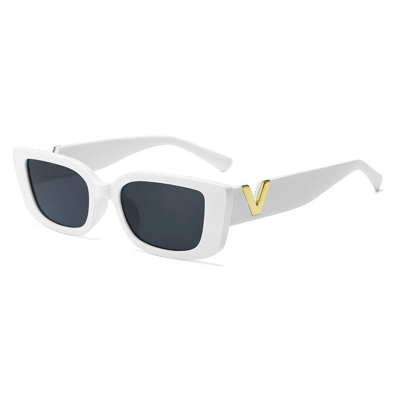 Fashion Oval Frame Sunglasses with UV Protection