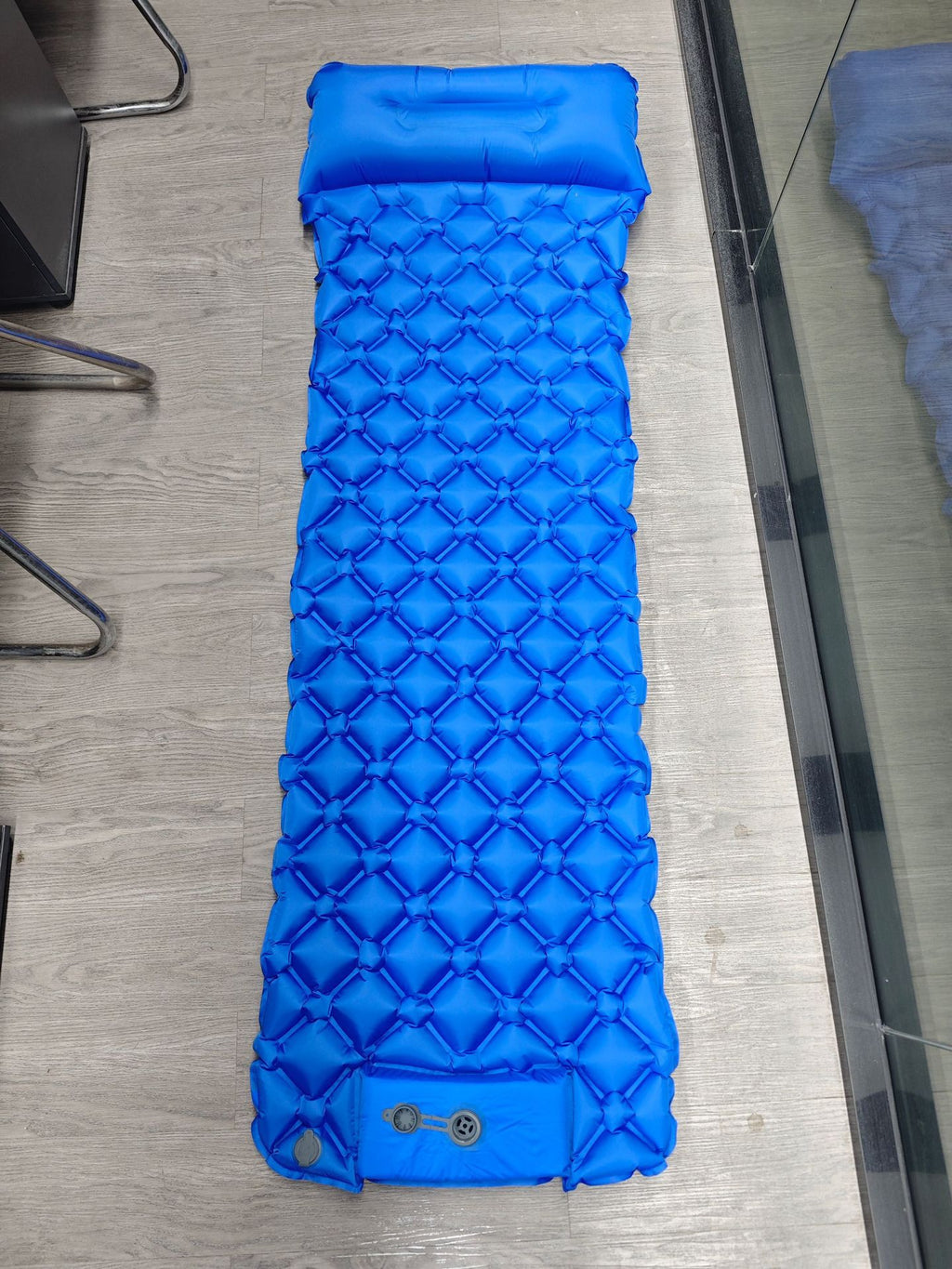 inflatable mattress