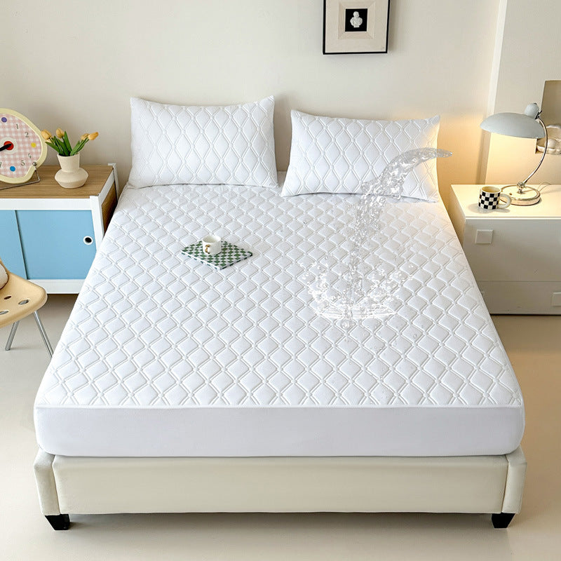 Waterproof bed cover in solid color