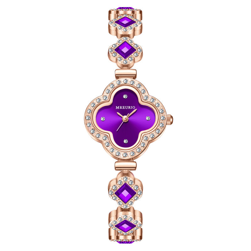 Four-leaf clover bracelet quartz watch