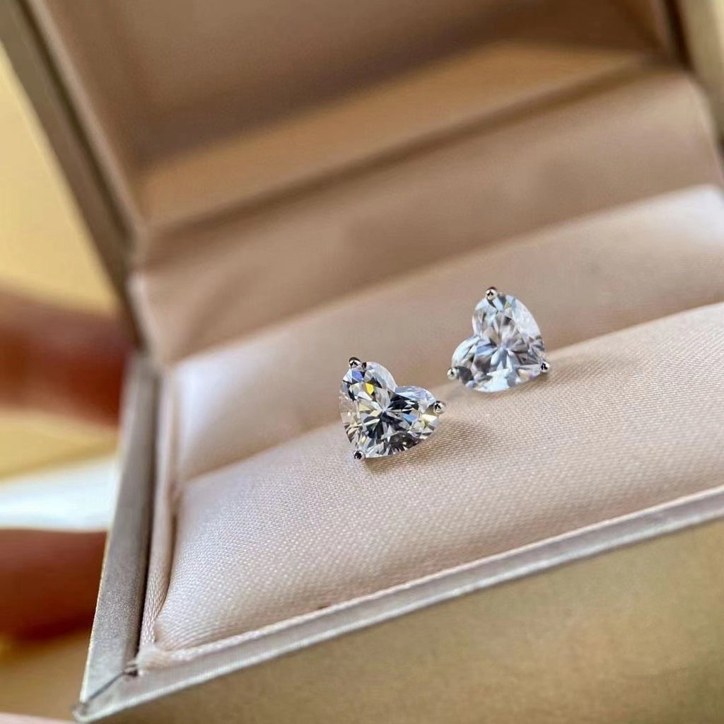 S925 Silver Heart Earrings with Diamond or Moissanite
