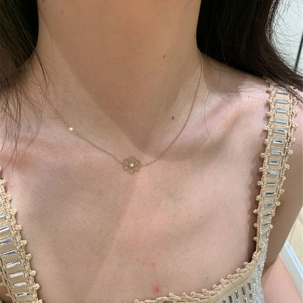 Floral Choker Necklace with Golden Pendant