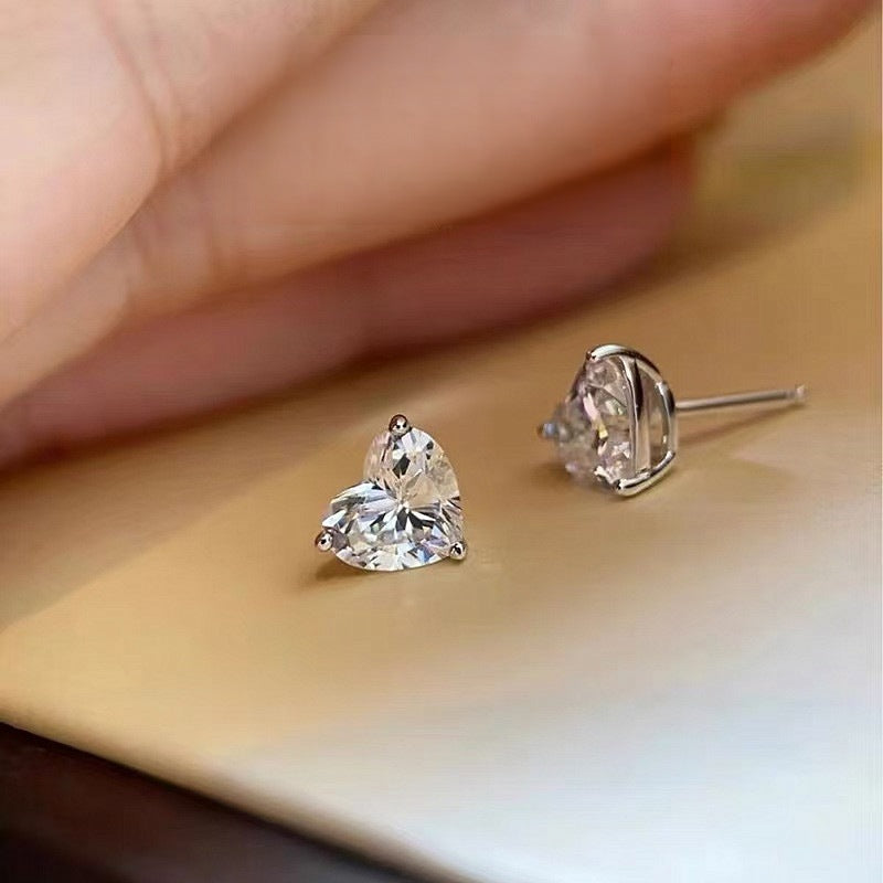 S925 Silver Heart Earrings with Diamond or Moissanite