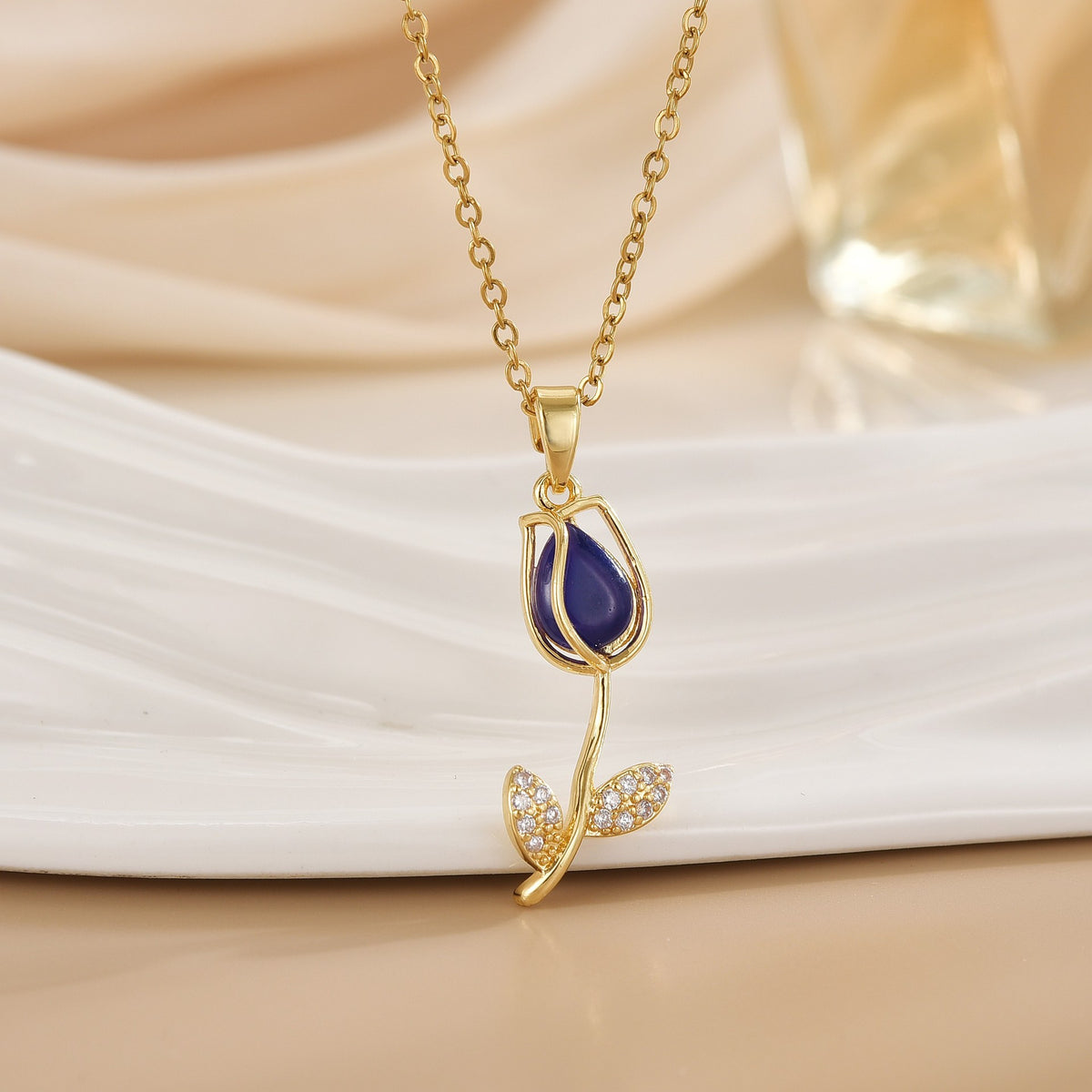 Tulip Flower Design Titanium Steel Necklace