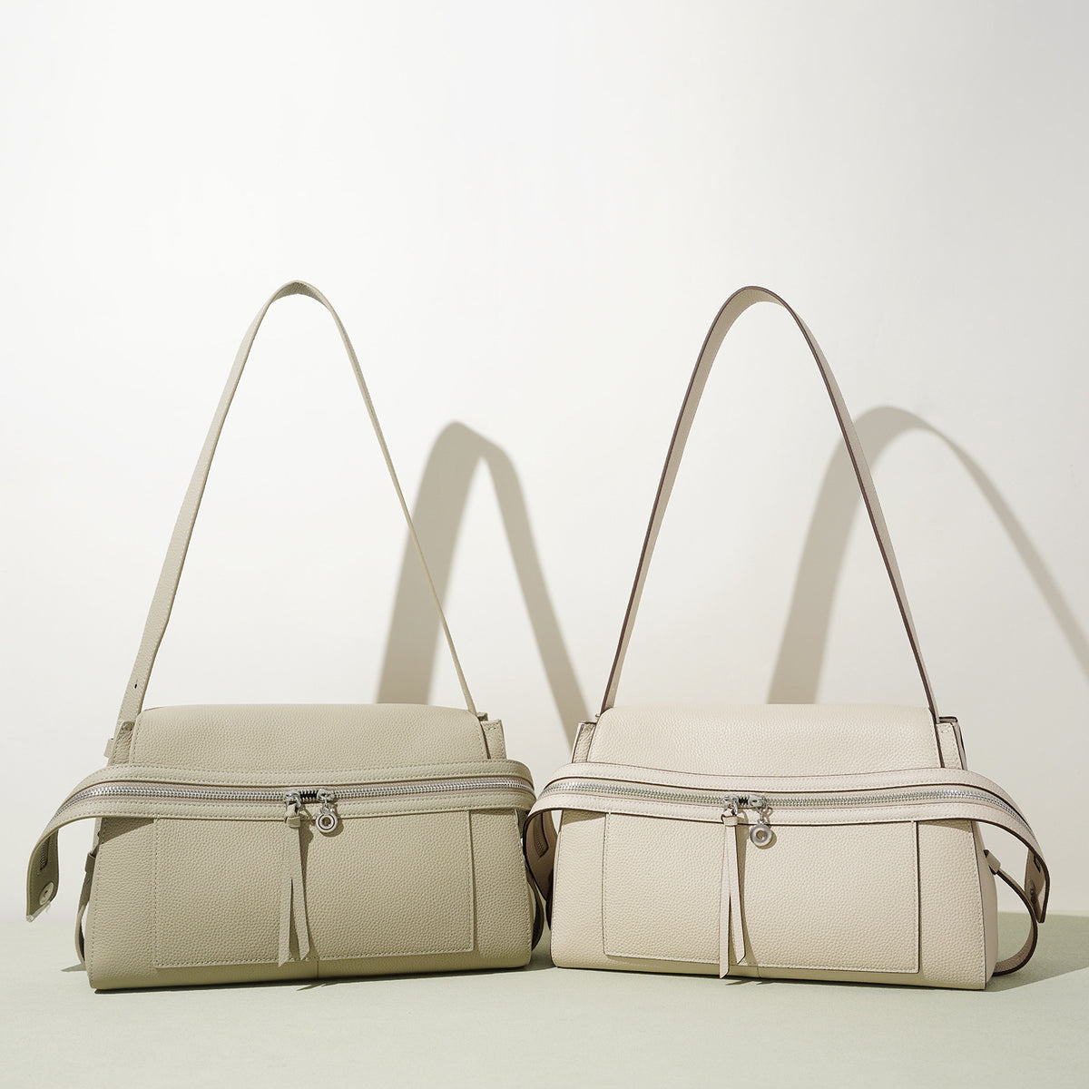 Elegant genuine leather shoulder bag in Kelly style