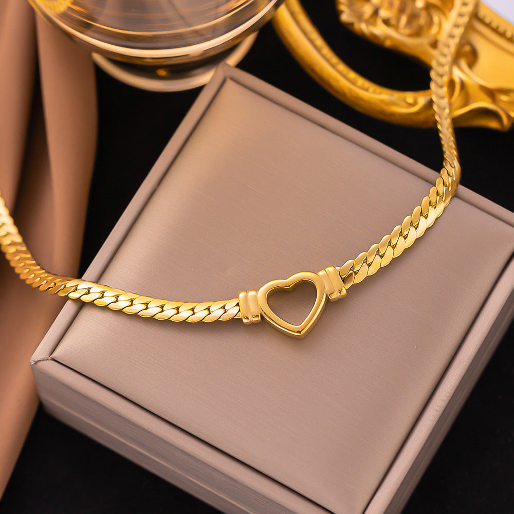 Titanium Steel Heart-Shaped Necklace for Women Fashion Heart Pendant Necklace