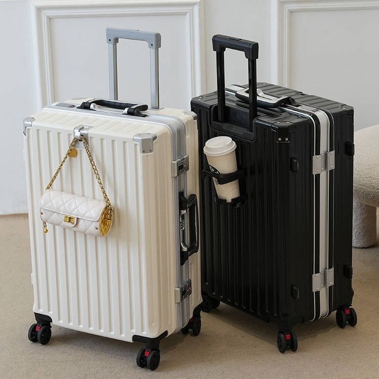 Durable Password Lock Suitcase with USB Charging Port