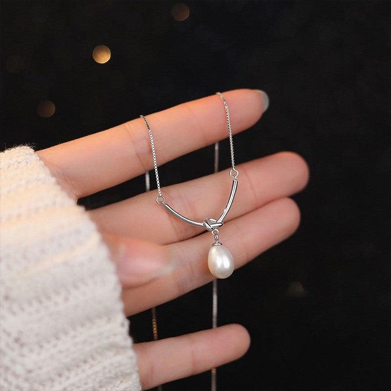 Niche Design Titanium Steel Necklace