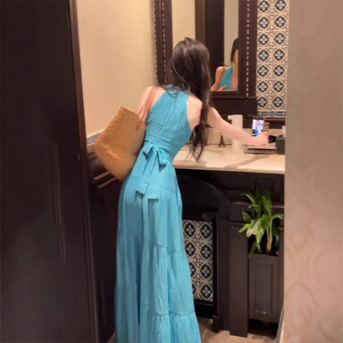 Elegant Halter Neck Summer Dress