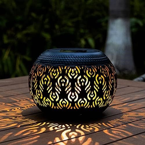 Solar desk lamp