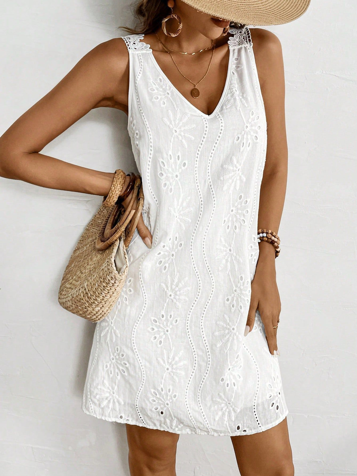 Women's Cotton Backless V-Neck Lace Dress