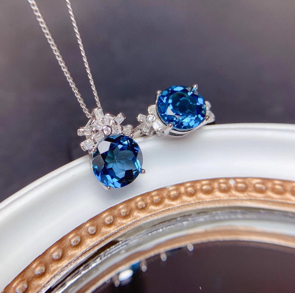 London Blue Topaz Gemstone Necklace with Adjustable Ring