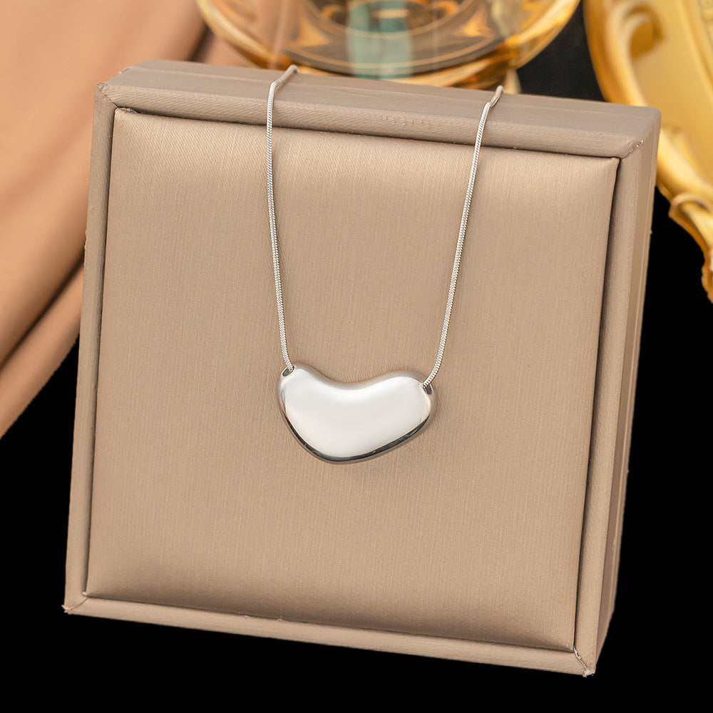 Titanium Steel Heart-Shaped Necklace for Women Fashion Heart Pendant Necklace