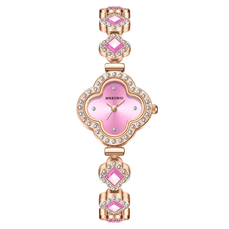 Four-leaf clover bracelet quartz watch