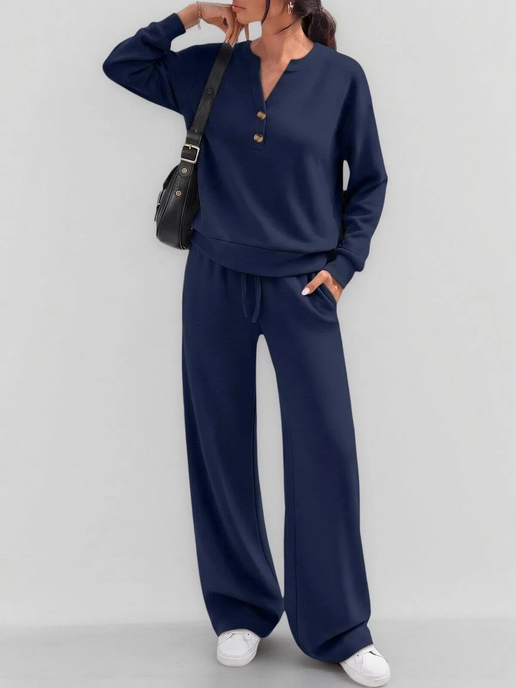 Loose-fitting long-sleeve top and wide-leg pants