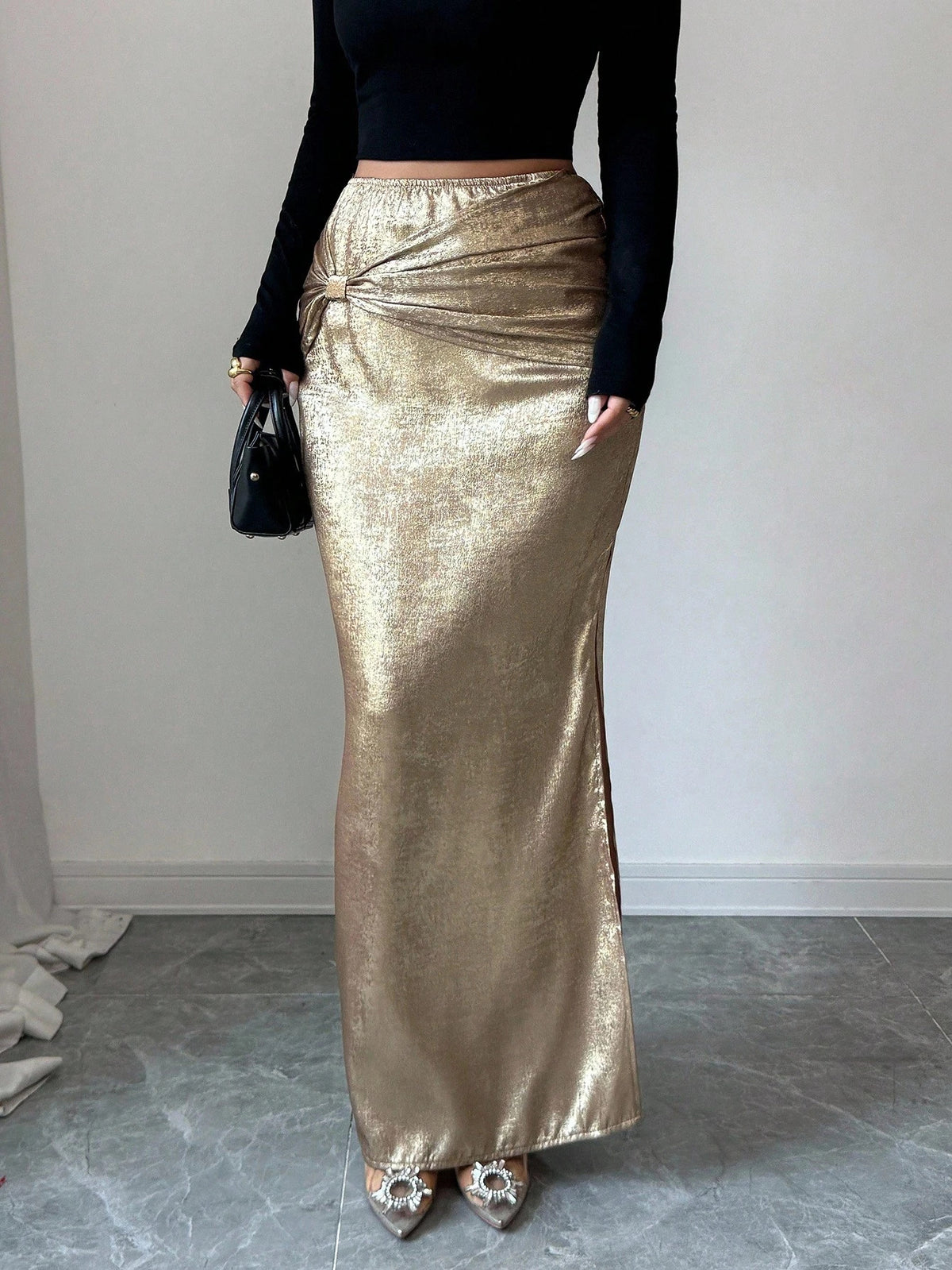 Metal Decorated Pleated Slit Skirt