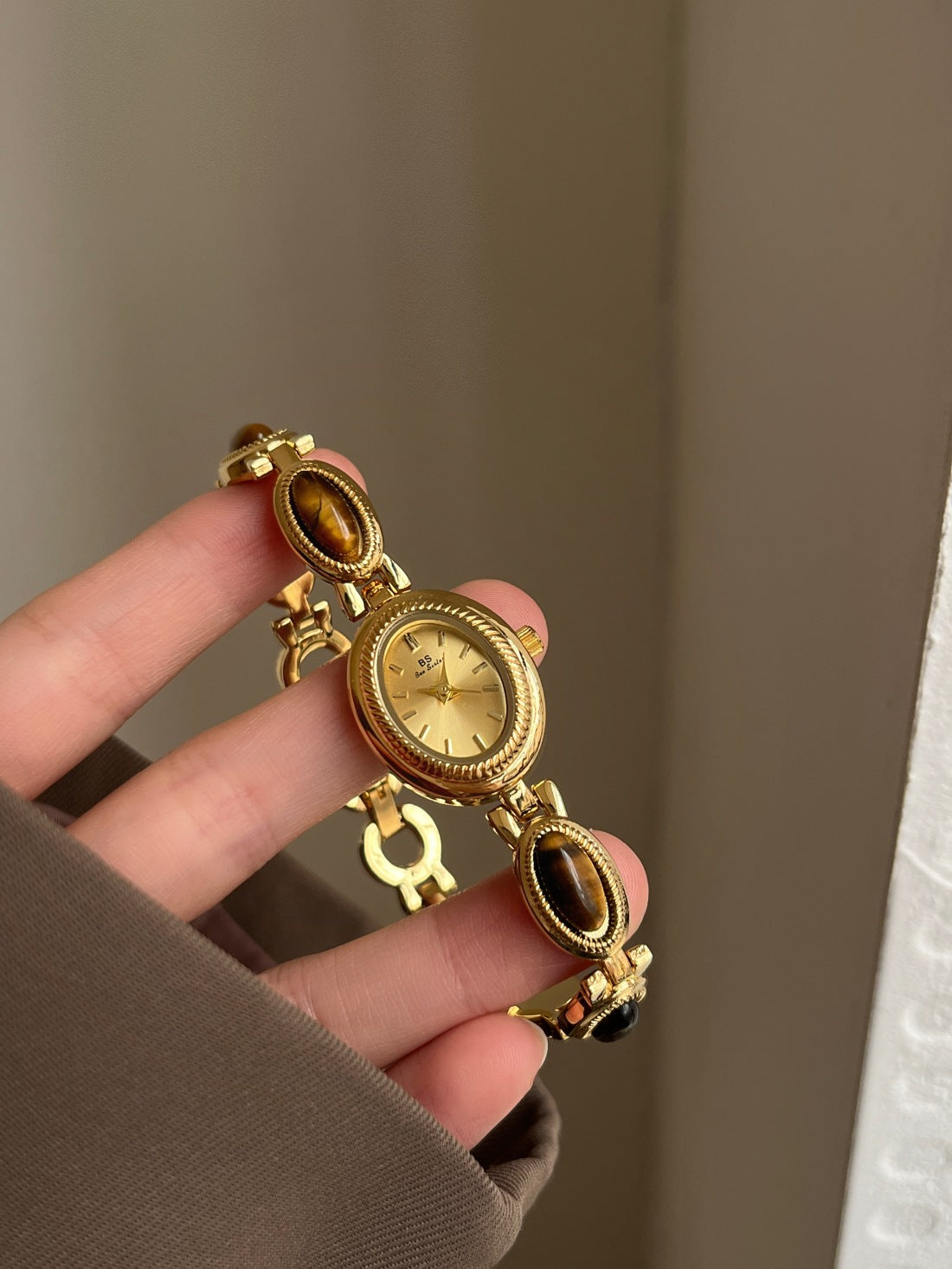 Oval Jade Dial Bracelet Watch Women