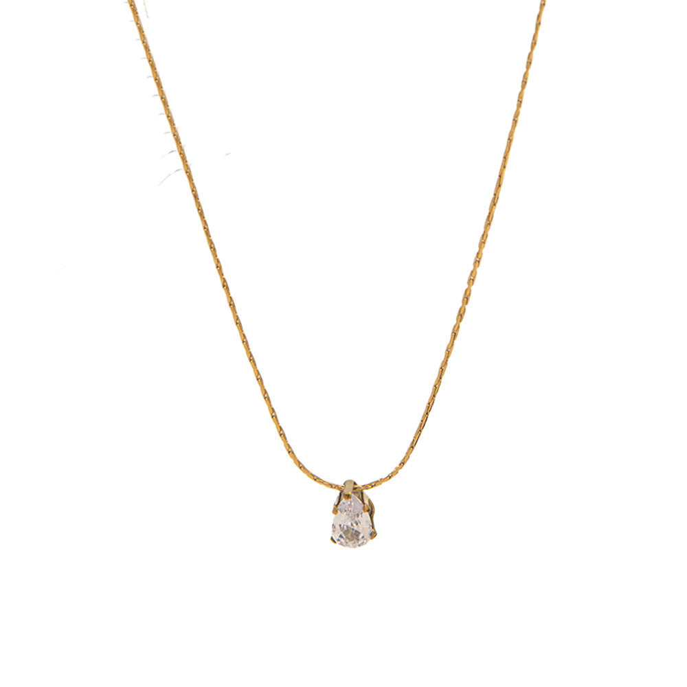 Water drop diamond necklace