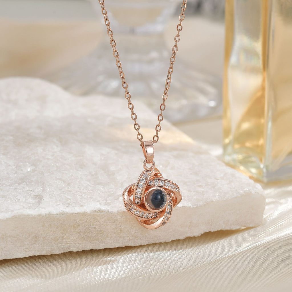 Four-Leaf Clover Diamond Projection Necklace Pendant