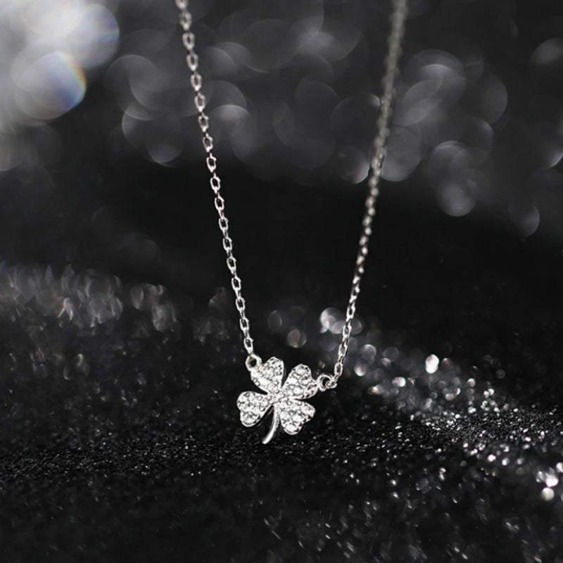 Adjustable Clover Pendant Necklace