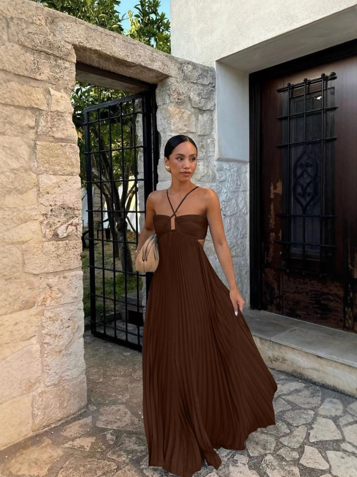 Sleeveless Pleated Halter Neck Dress