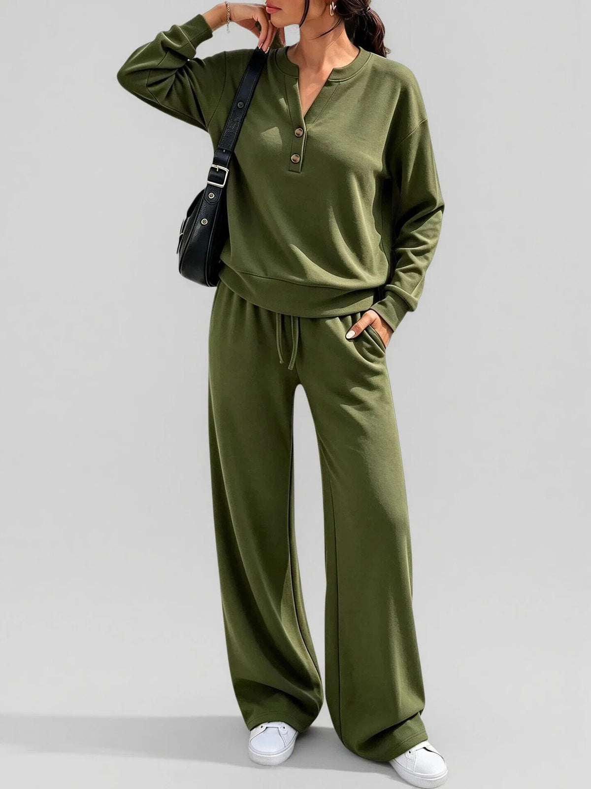 Loose-fitting long-sleeve top and wide-leg pants