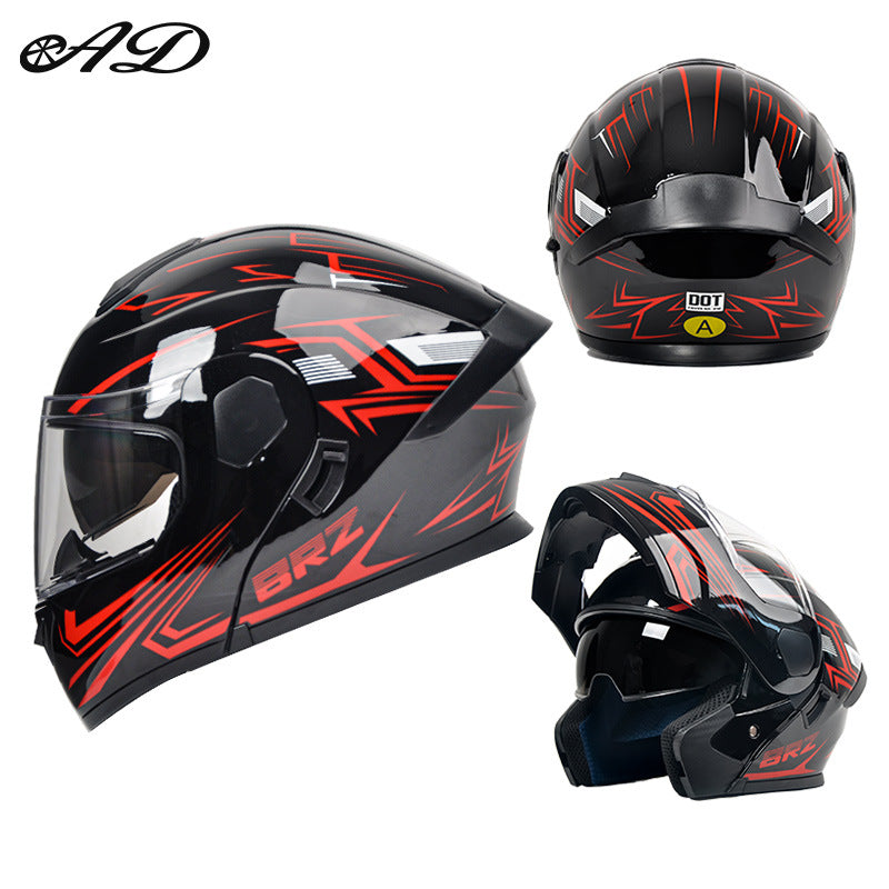 Motorcycle helmet with good ventilation in summer