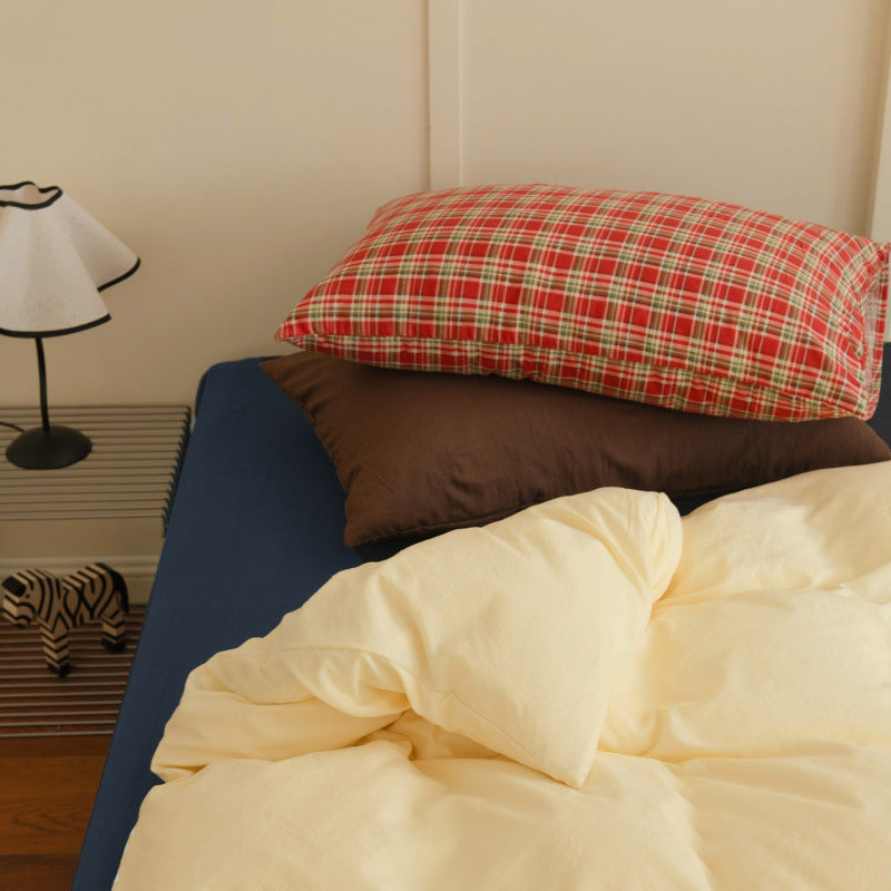 Contrast Plaid Bedding Set