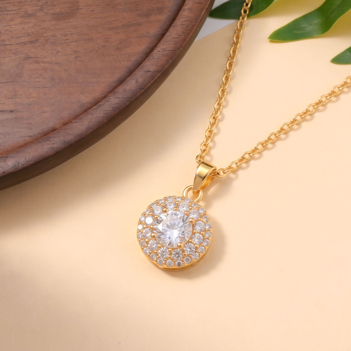 Zirconite collar chain