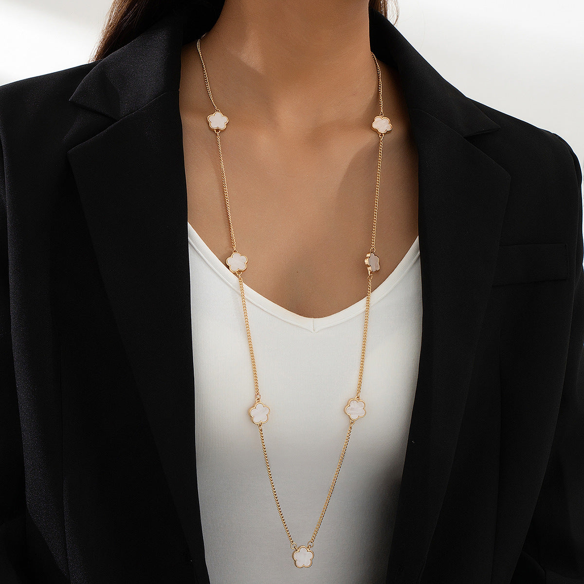 Women's Long Sweater Chain Necklace for Fall and Winter ? Fashionable, Elegant, Trendy Accessory