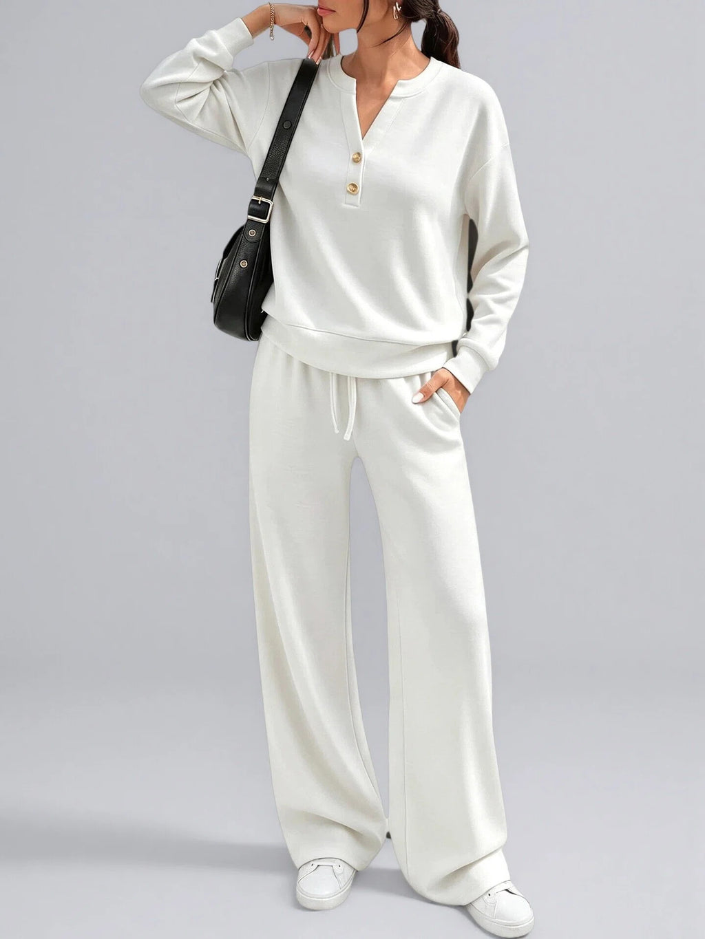 Loose-fitting long-sleeve top and wide-leg pants