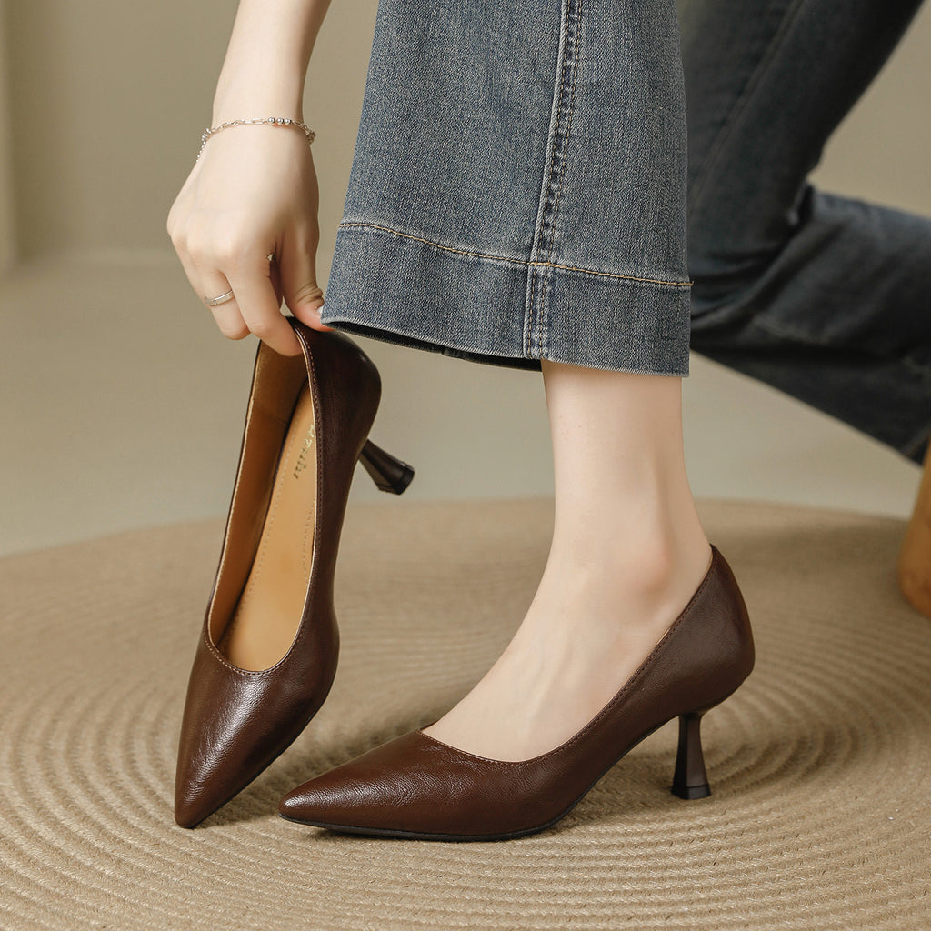 Retro Pointed Toe Pumps