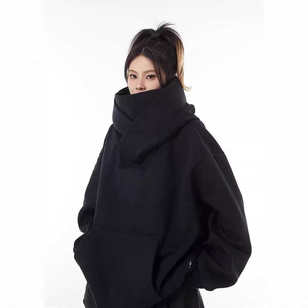 Coat with high collar, hood and fleece-lined sweater