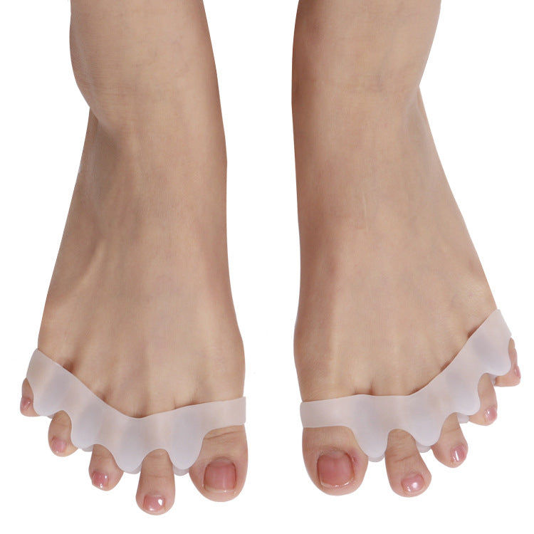 Silicone toe separators