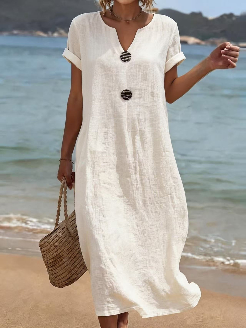 A casual solid-color cotton and linen dress for ladies