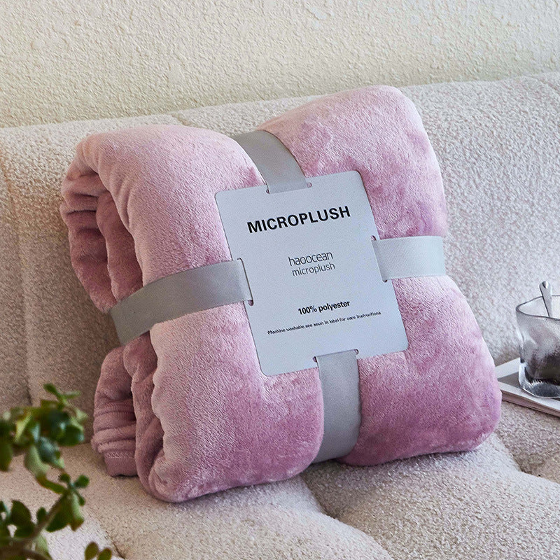 Solid-color flannel blanket