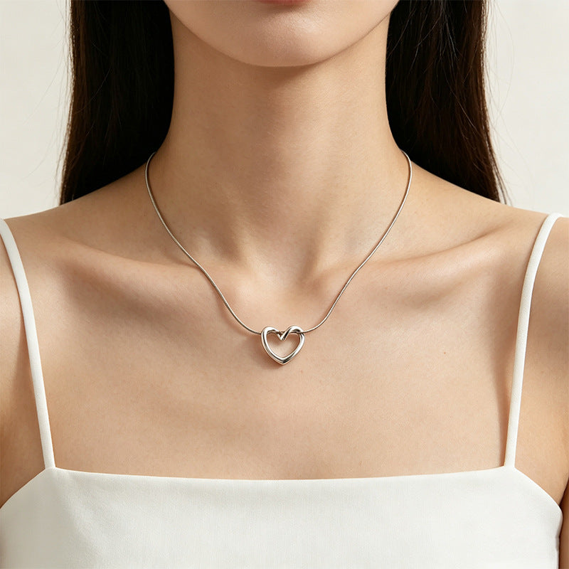 Love heart clavicle chain