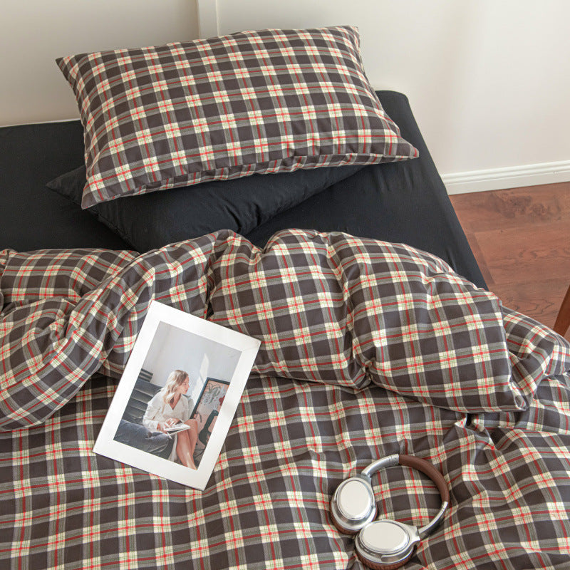Contrast Plaid Bedding Set