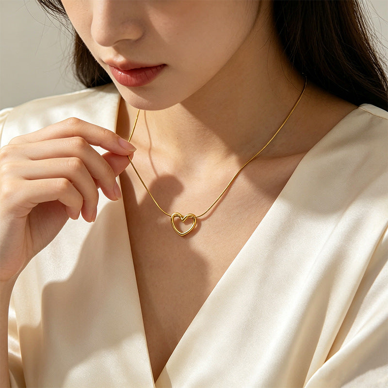 Love heart clavicle chain