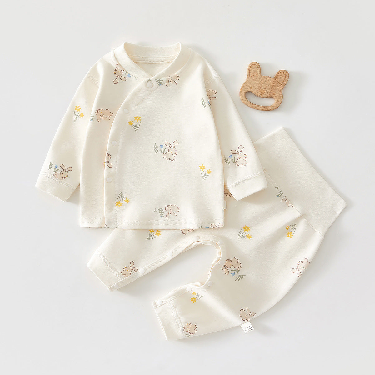 Baby pajamas for spring and autumn