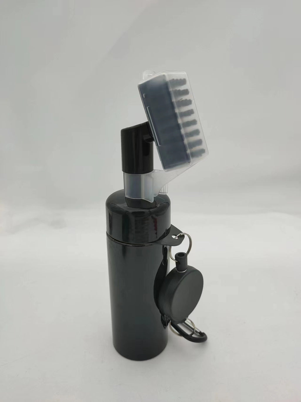 Golf club cleaning bottle brush