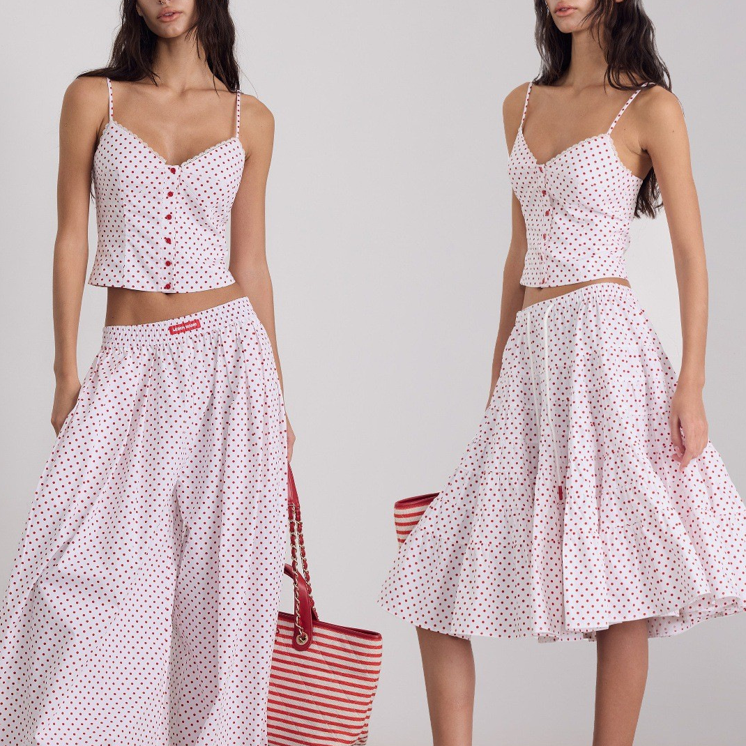 Women?s blouse and skirt